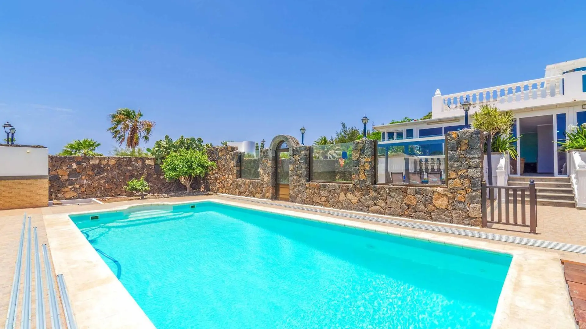 Villa Cervera Puerto del Carmen  Espanha
